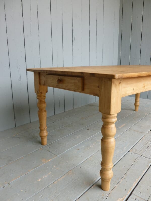 Reclaimed Pine Farmhouse Table With A, Reclaimed Farmhouse Table