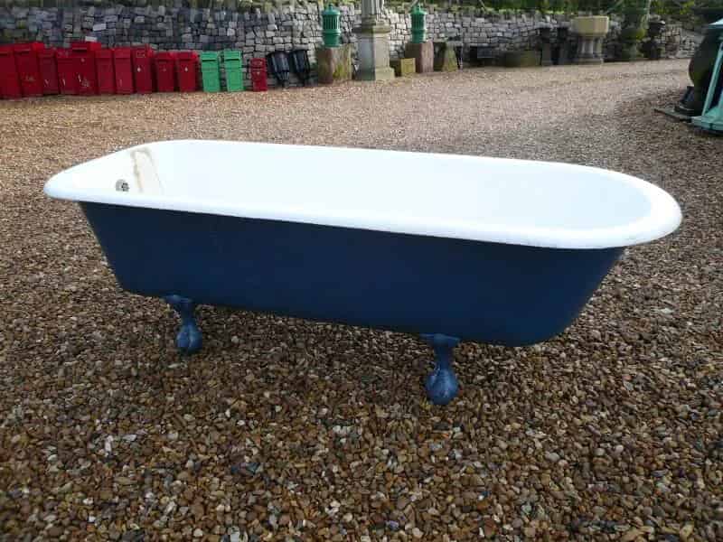 Roll Top Cast Iron Bath 