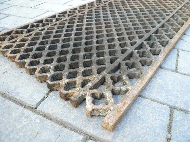 Set of 4 Cast Iron Floor Grilles with Frames - 3746