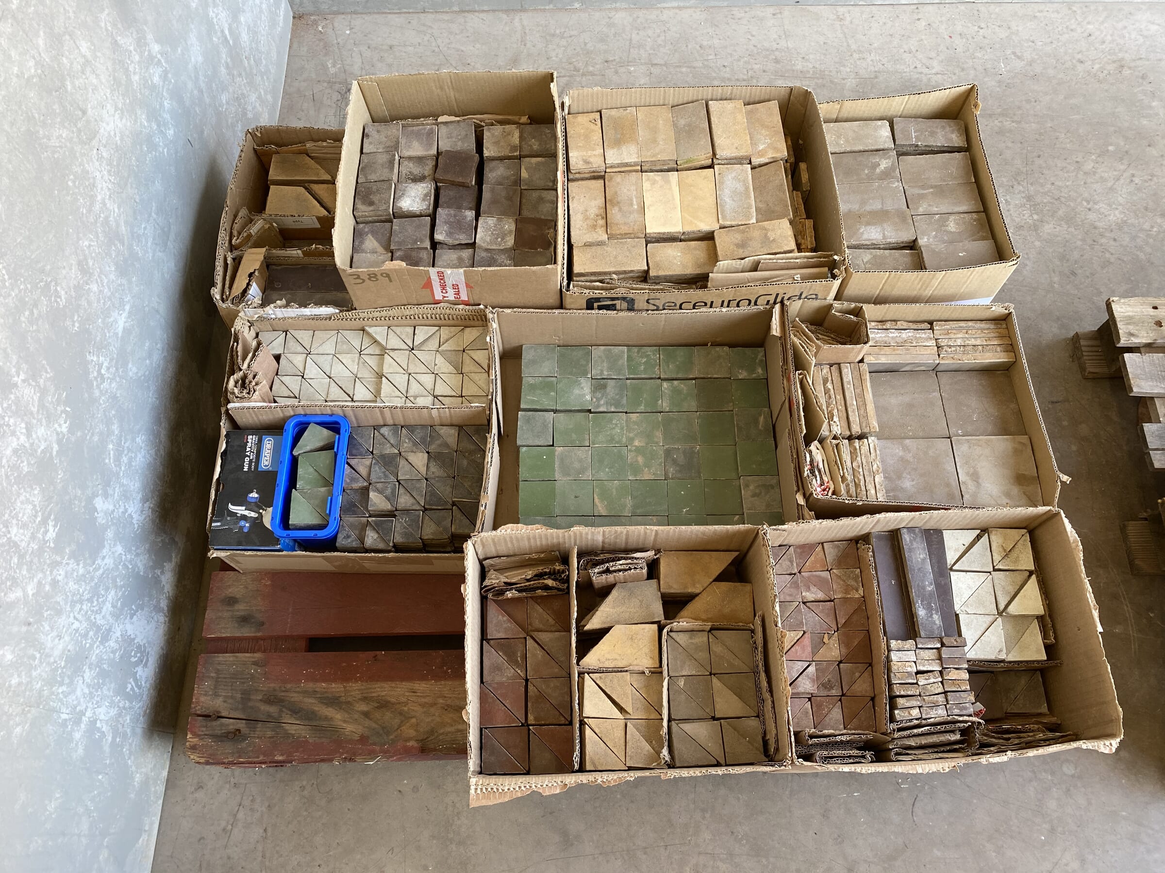 Reclaimed Job Lot Of Antique Minton Floor Tiles