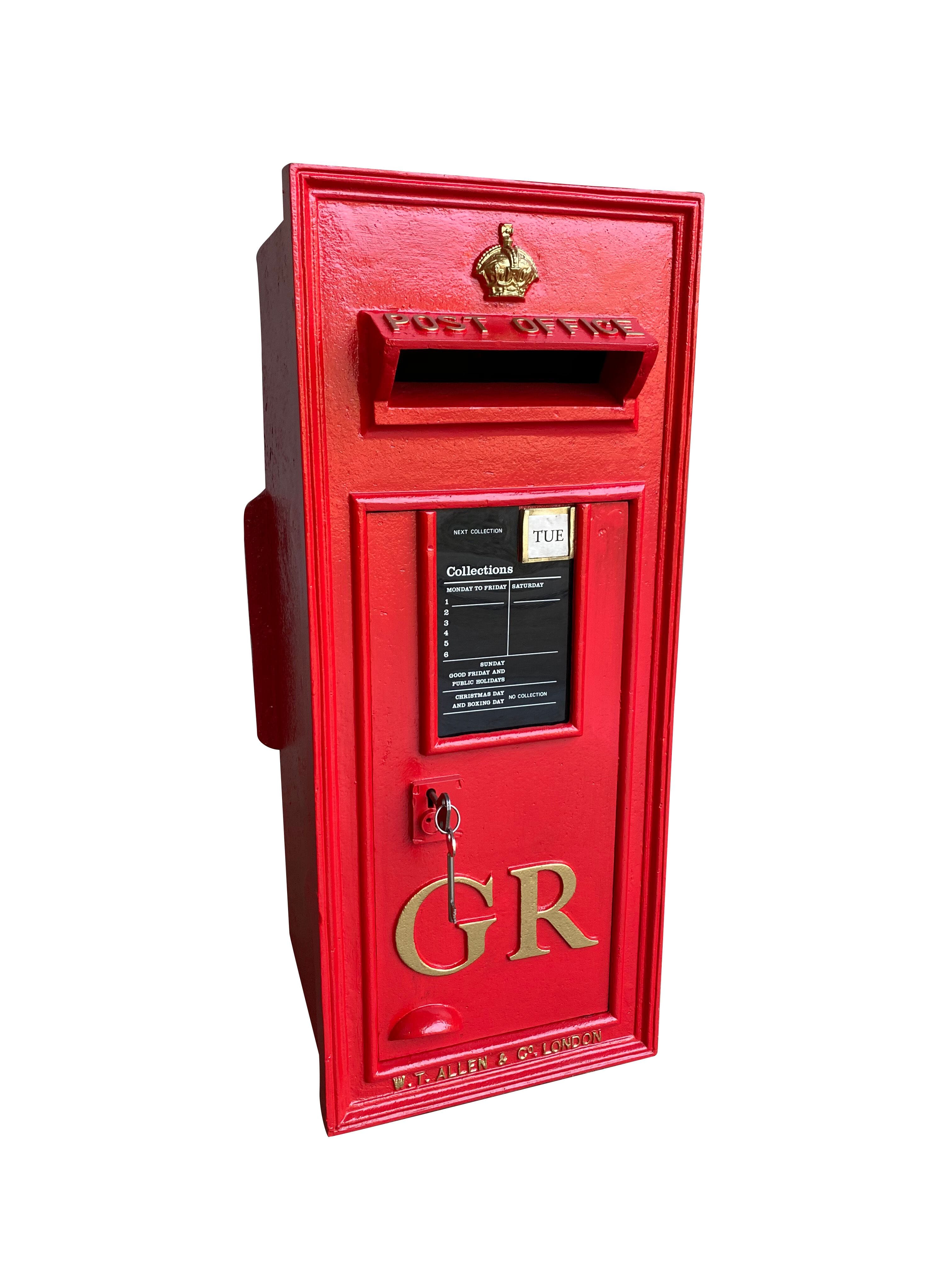 George 5th Cast Iron Original Wall Mounted Post Box - 9307