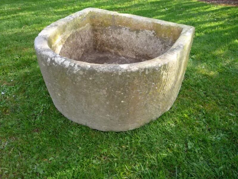 Stone Trough - 3900
