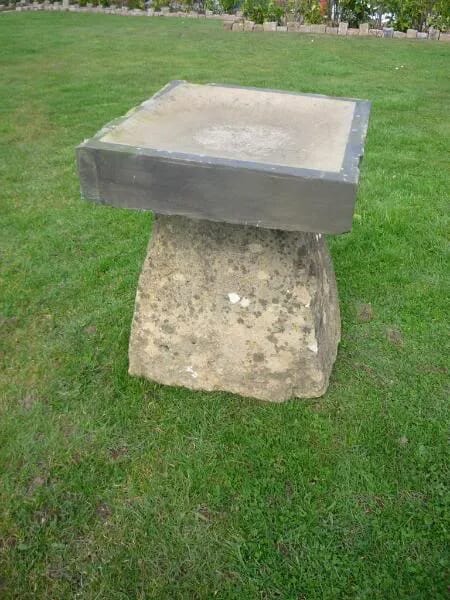 Cotswold Stone Bird Bath - 2912