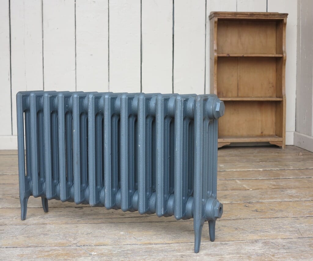 Carron Victorian 460mm Tall Cast Iron Radiator 12 Sections Long - 460/12/Vict