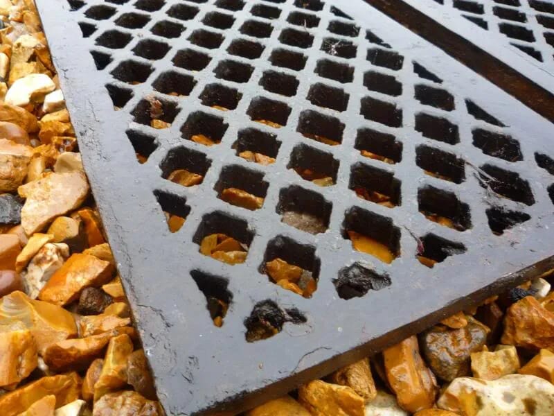 Antique Reclaimed Cast Iron Floor Grilles - 4006A