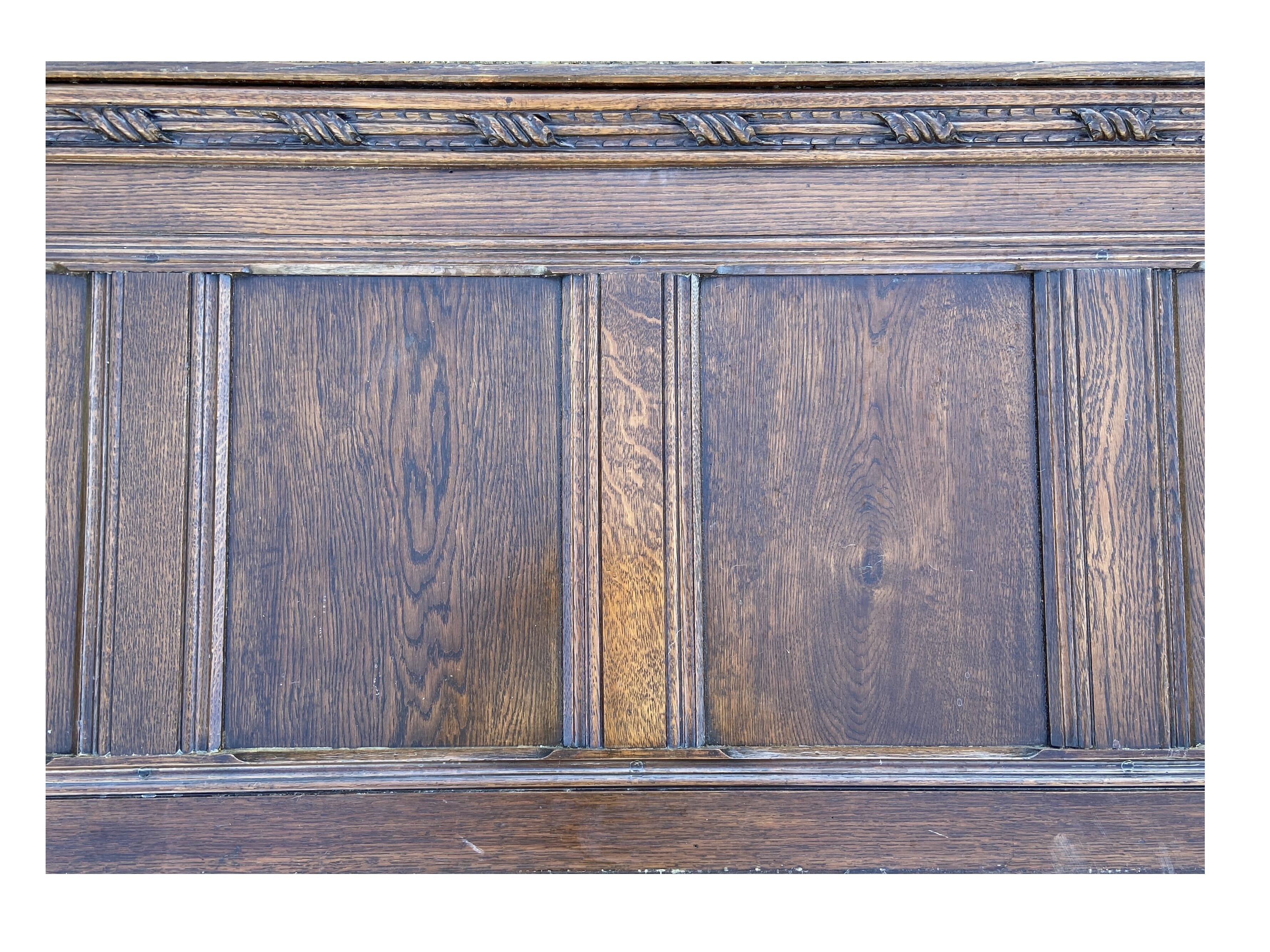 Reclaimed Antique Solid Oak Low Height Panelling - 9547