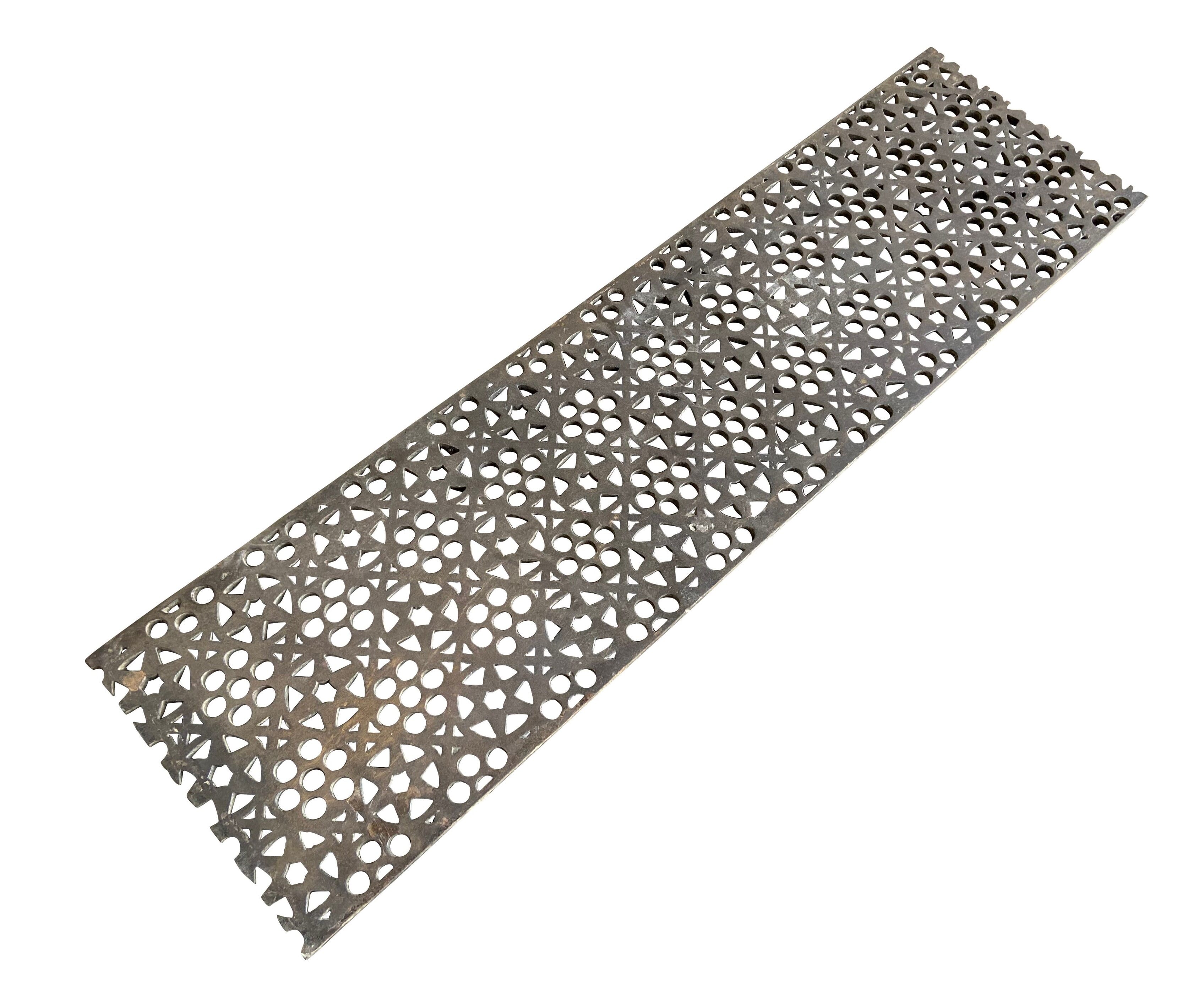 Antique Decorative Cast Iron Floor Grids / Grilles - 9626C