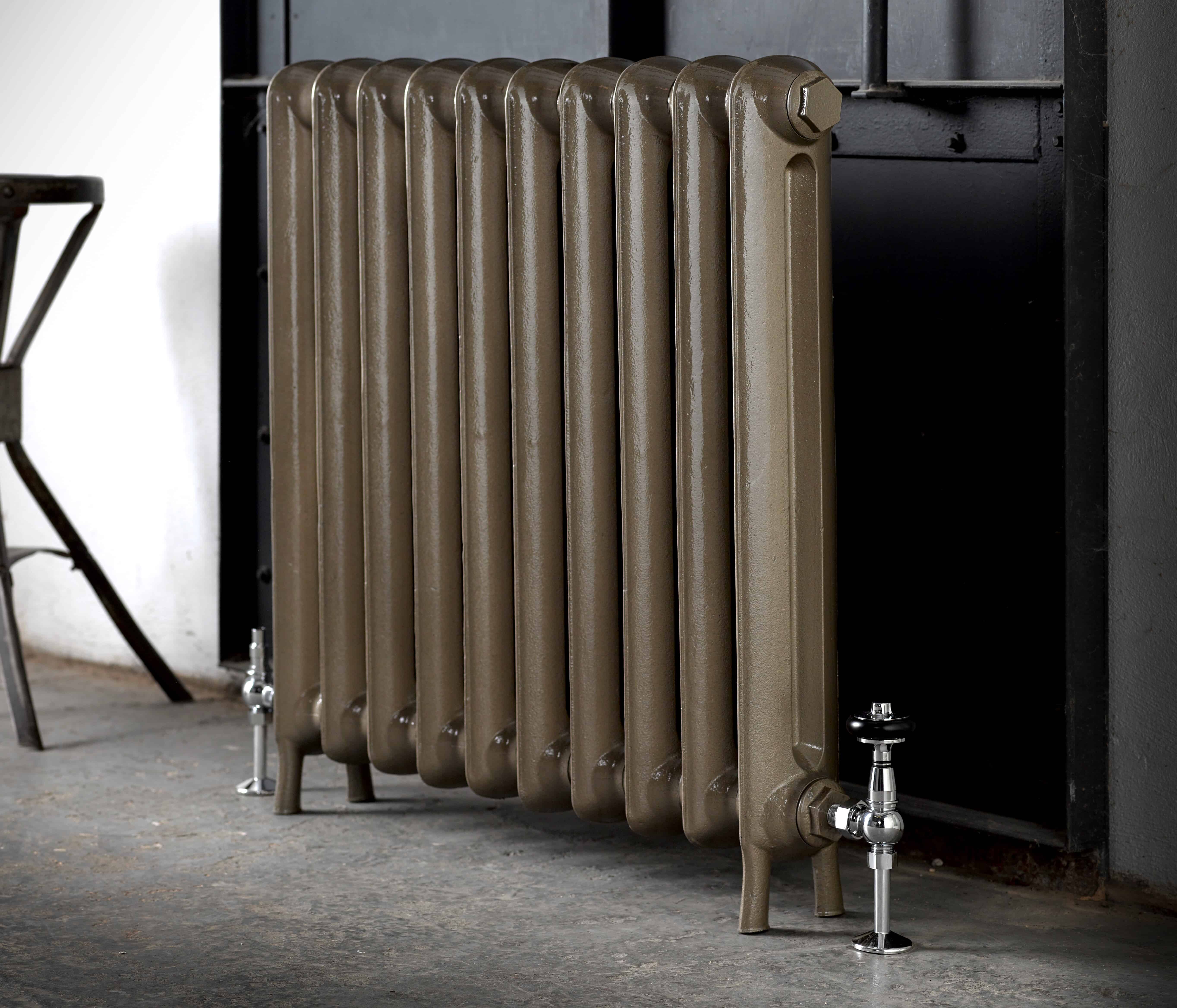 Peerless 795mm Tall Arroll Cast Iron Radiators