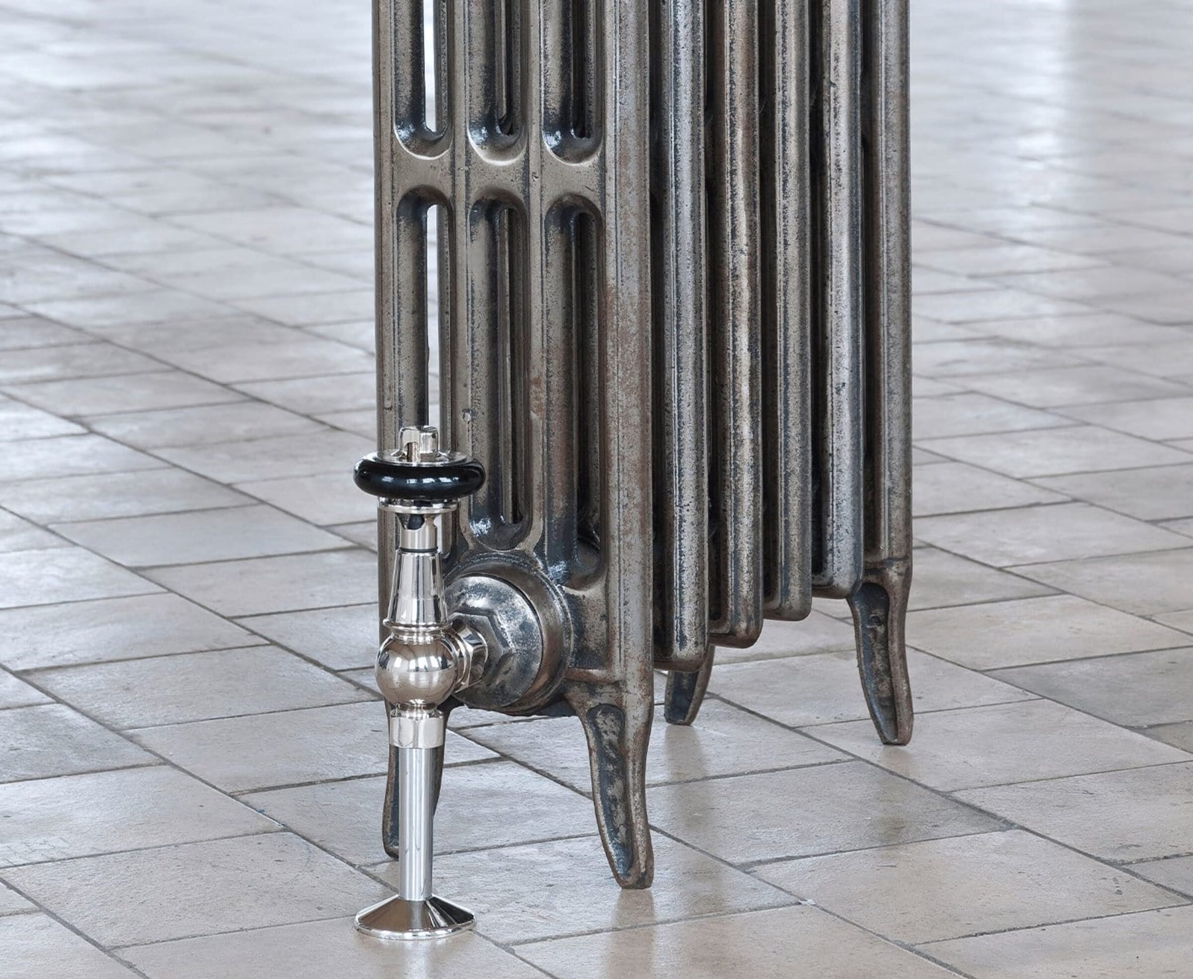 Star Roll Radiator Arroll Neo Classic 4 Column 760mm Tall Cast Iron Radiator