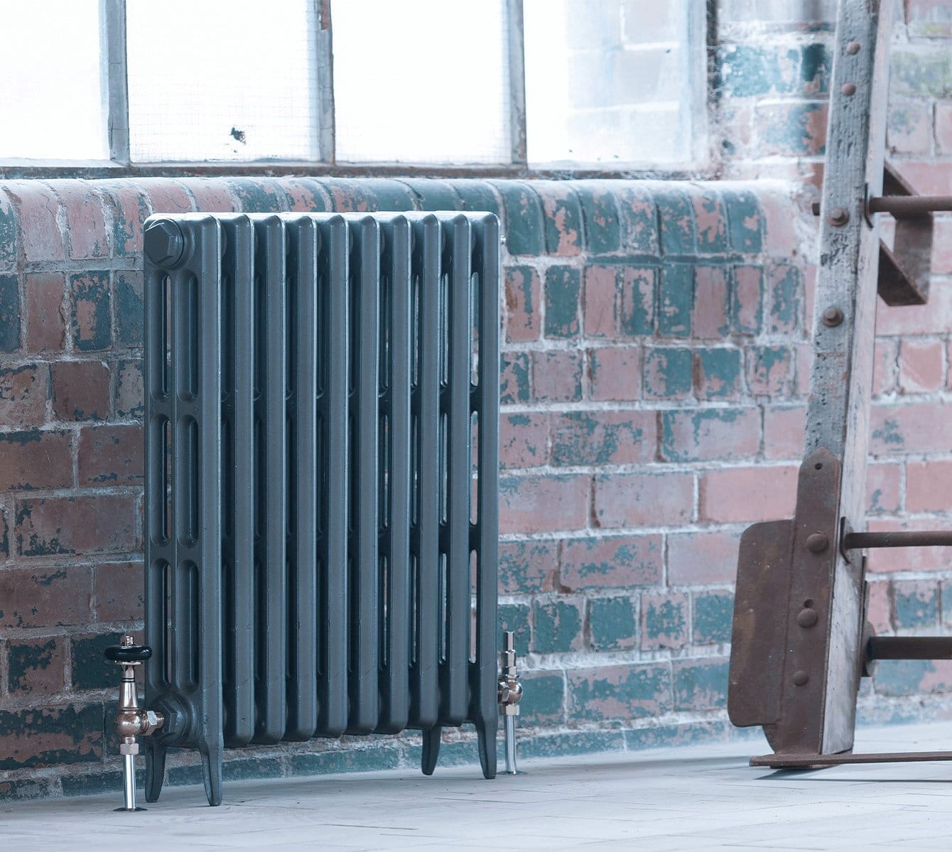 Arroll Neo Classic 3 Column 750mm Tall Cast Iron Radiator - ANE750