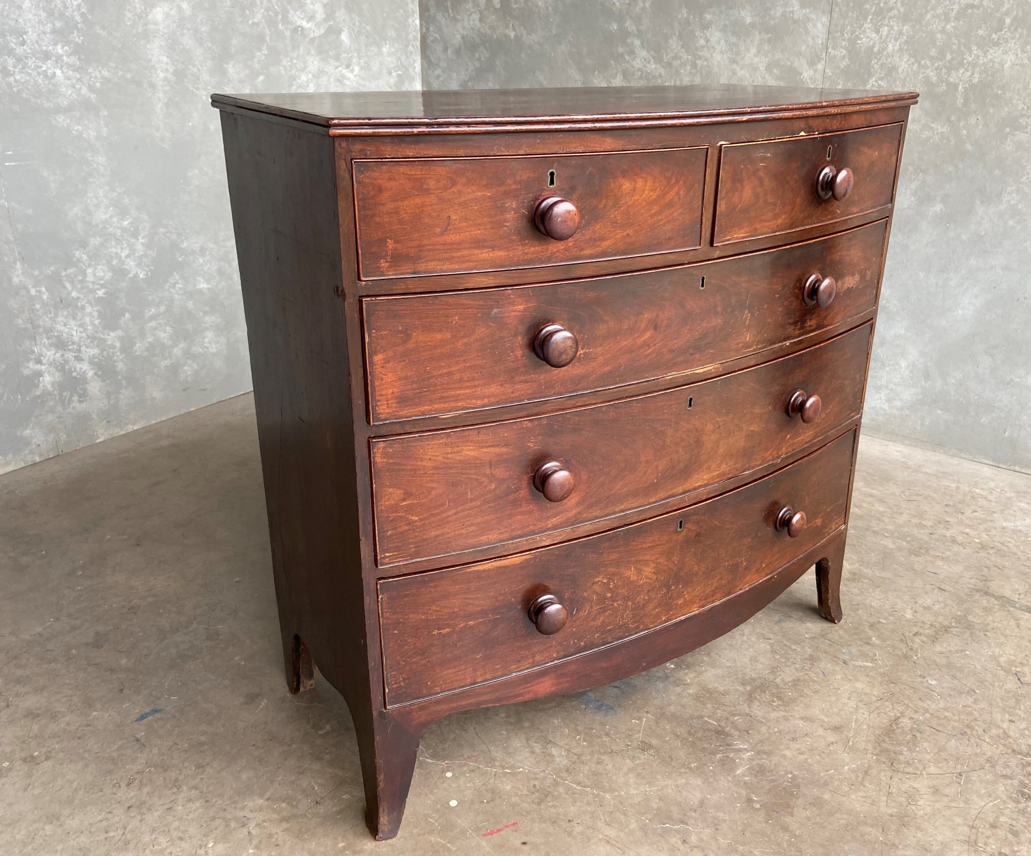Victorian Mahogany Bow Fronted Chest Of Drawers - D1980