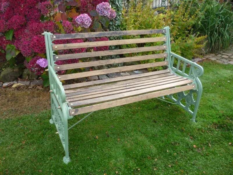 Coalbrookdale antique victorian garden bench with oval panels - 4176