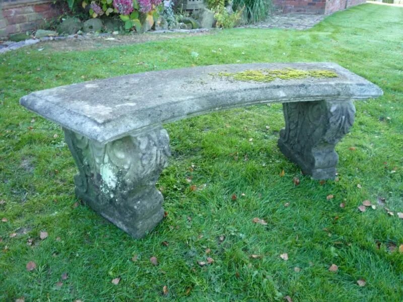 A vintage chilstone Italian curved garden bench seat - 4324