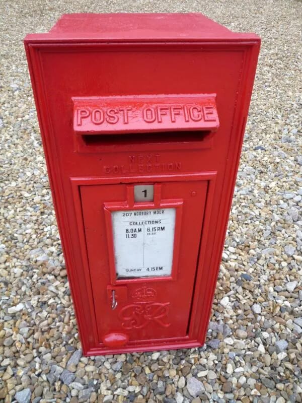 George 6th Reclaimed cast iron post box with enamel plaque - 4307