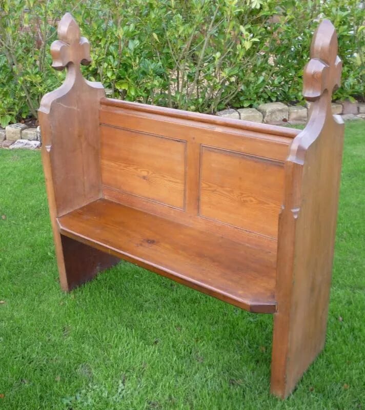 Decorative Pitch Pine Antique Reclaimed Church Pew - 4453