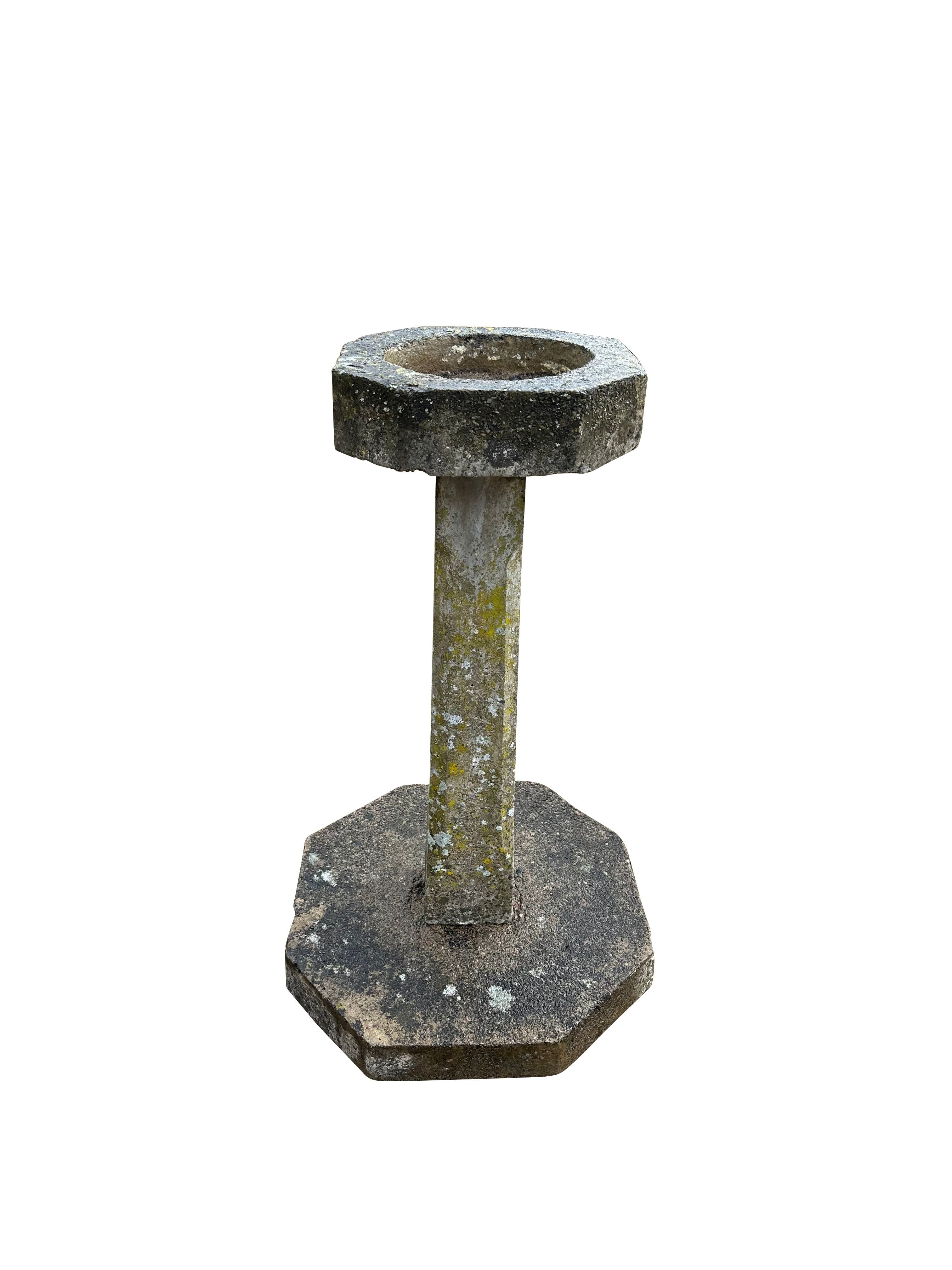 Garden Vintage Reconstituted Stone Bird Bath Ornament - 9901