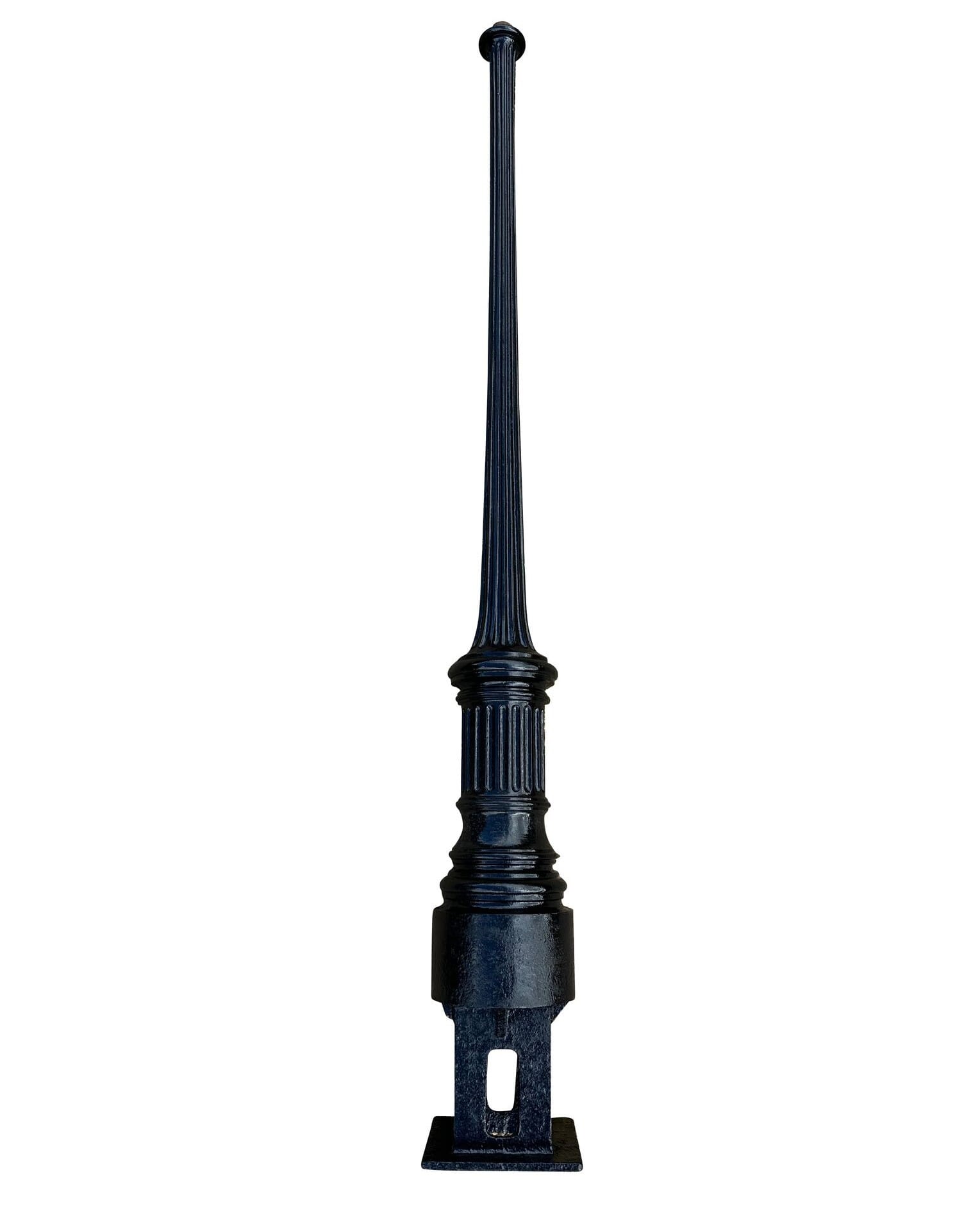 Victorian Large Decorative Cast Iron Garden Lamp Post - 9907