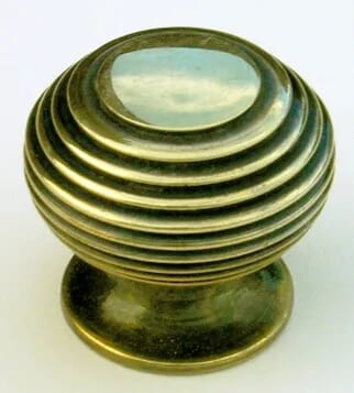 Beehive Cupboard Door Knob  - CBee1ab