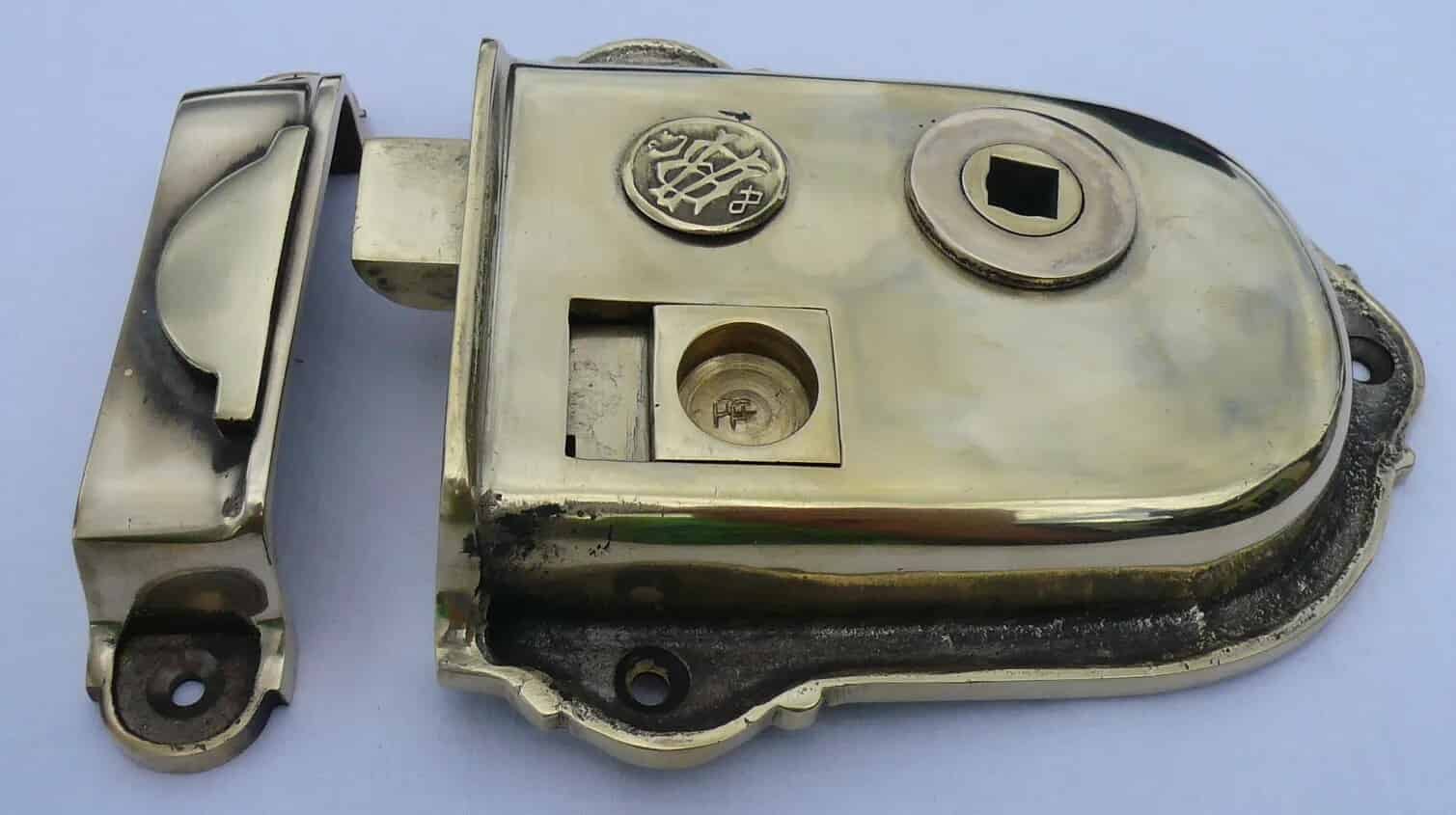 Antique Solid Brass Cromwell Rim Latch