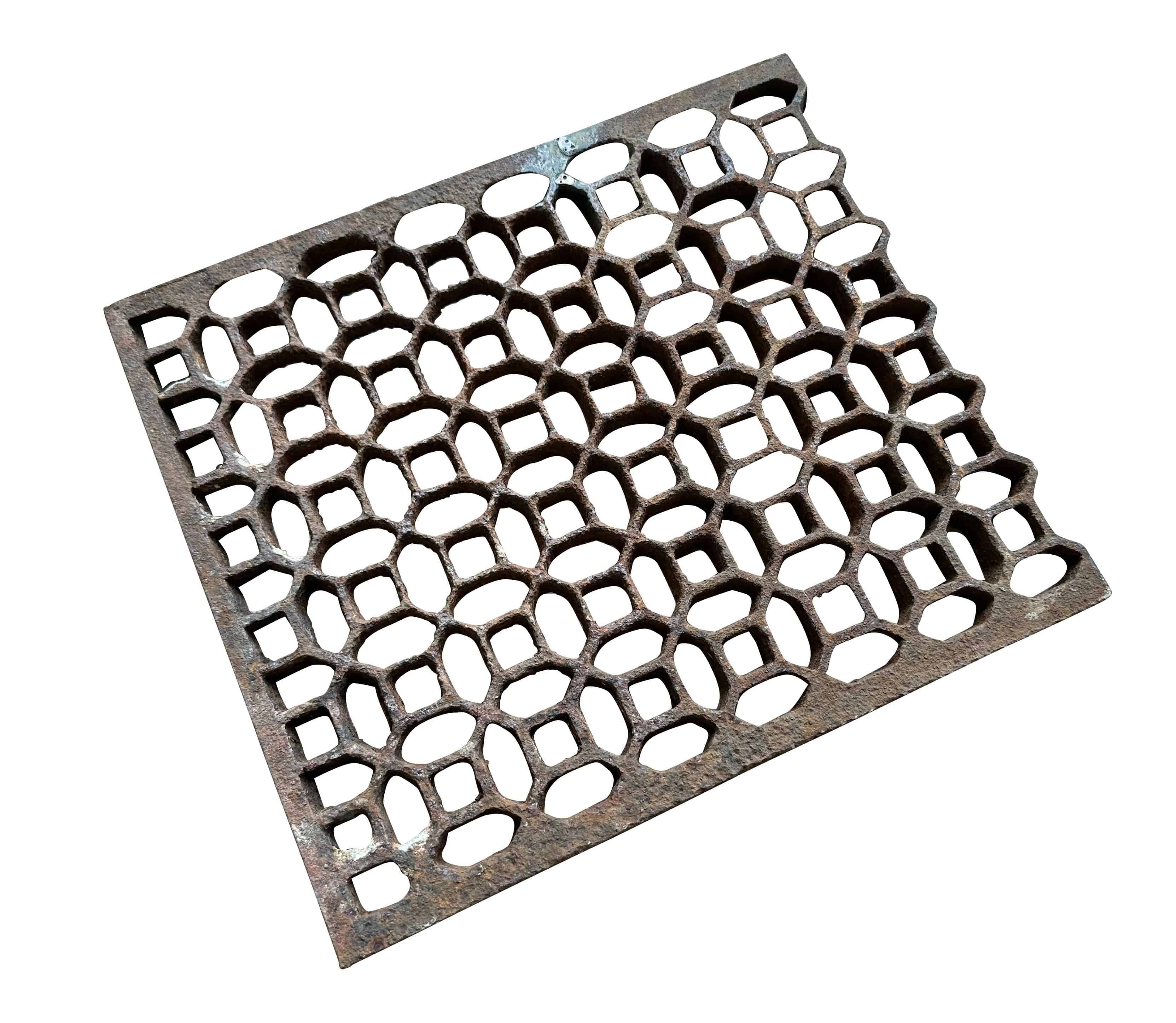 Ornate Victorian Cast Iron Floor Grille / Grid