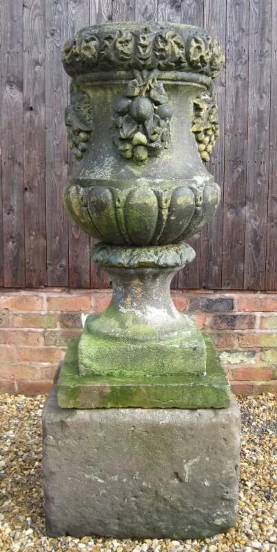 A Antique large Victorian carved sandstone urn circa 1870 - 3316/4617