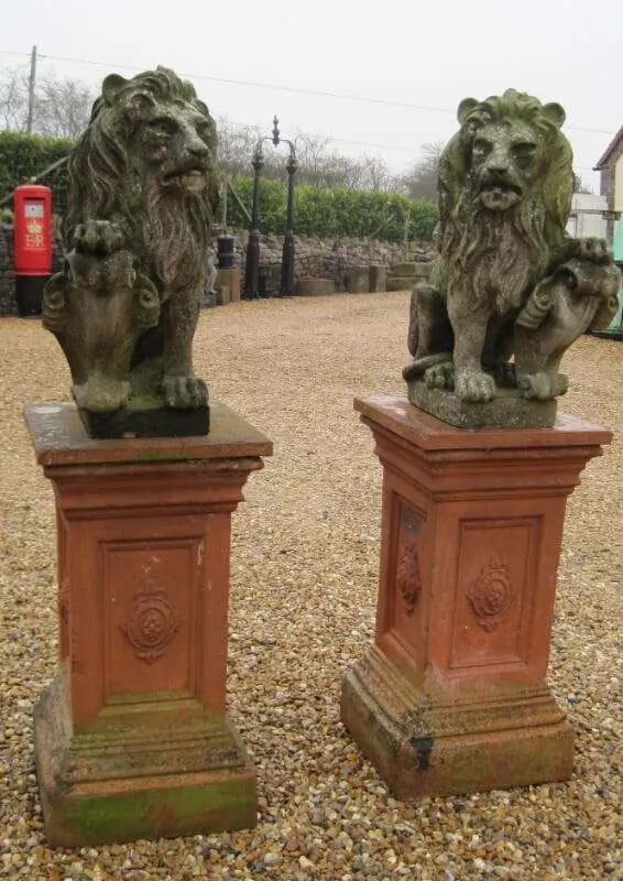 Substantial Pair of Antique Armorial Lions on Plinths - 4598