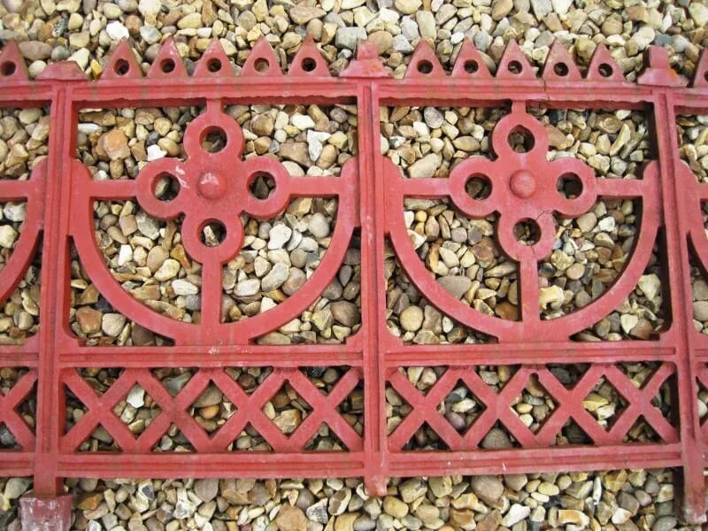 Large run of Cast Iron Reclaimed Antique Gothic Railings  - 4597