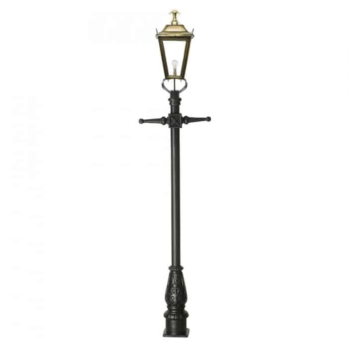 Traditional Cast Iron Lamppost & Antique Brass Dorchester Lantern