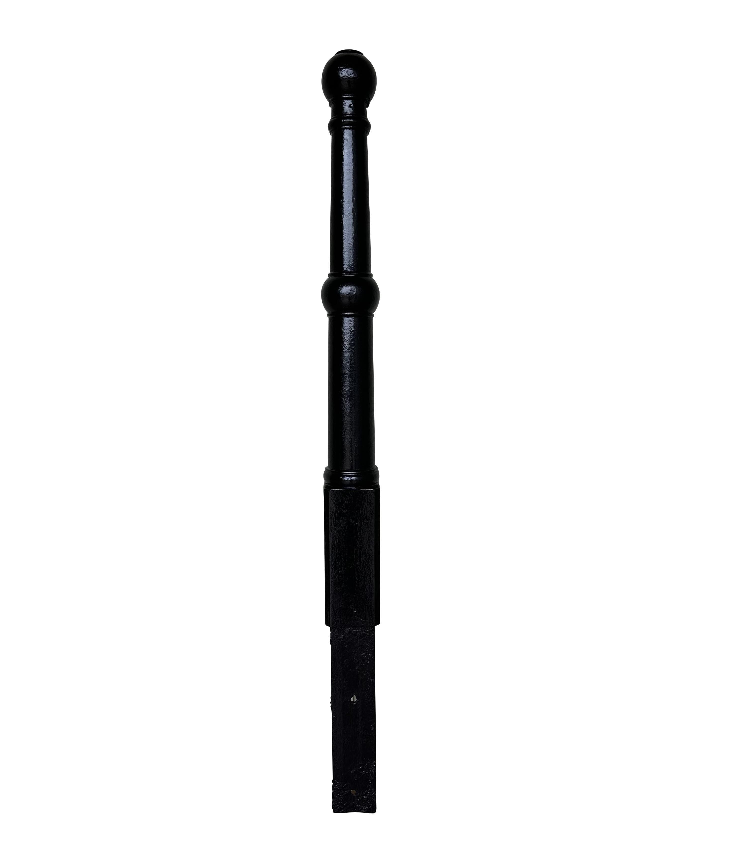 Antique Reclaimed Cast Iron Driveway Bollard - 10357