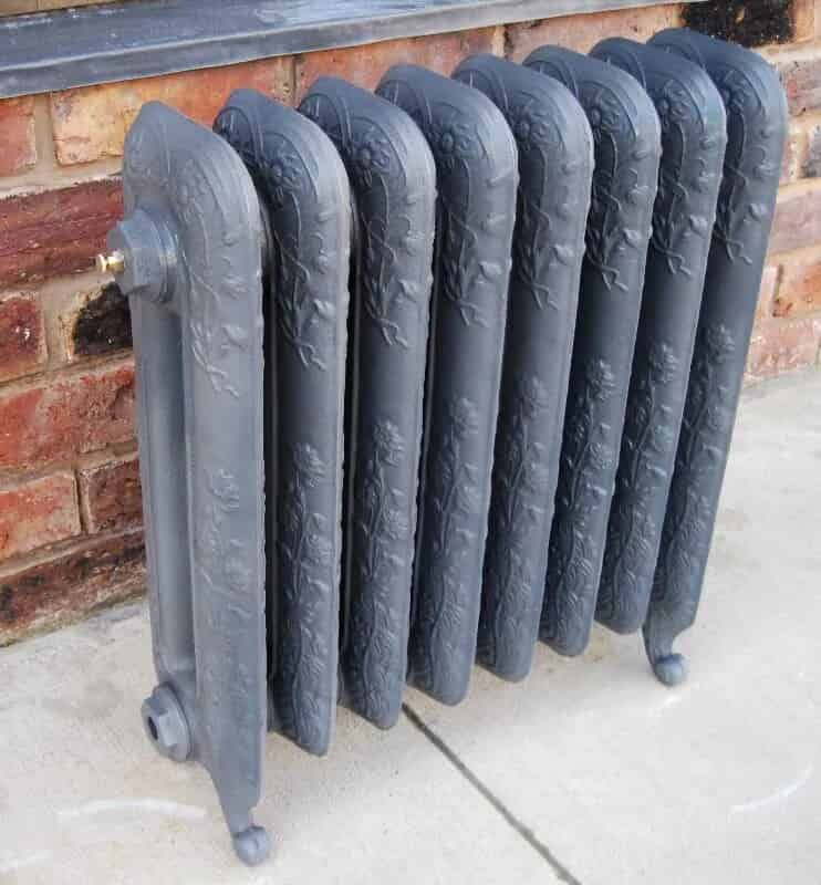 Cast Iron Daisy Radiator - 595 Tall x 562 Long