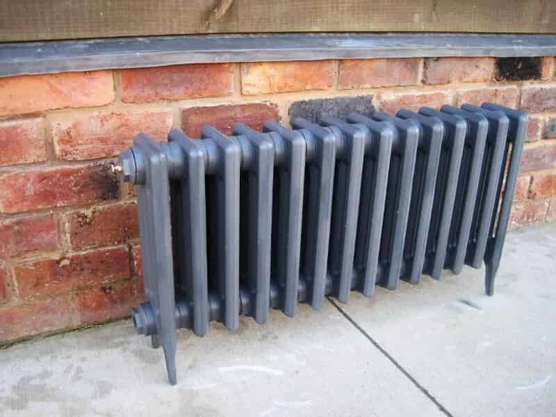 Cast Iron Victorian 4 Column Radiator - 460 Tall x 888 Long