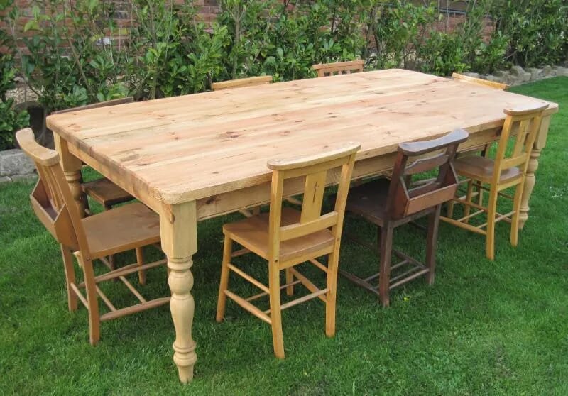 Antique Reclaimed Pine Farm House Table With Removable Legs - T009