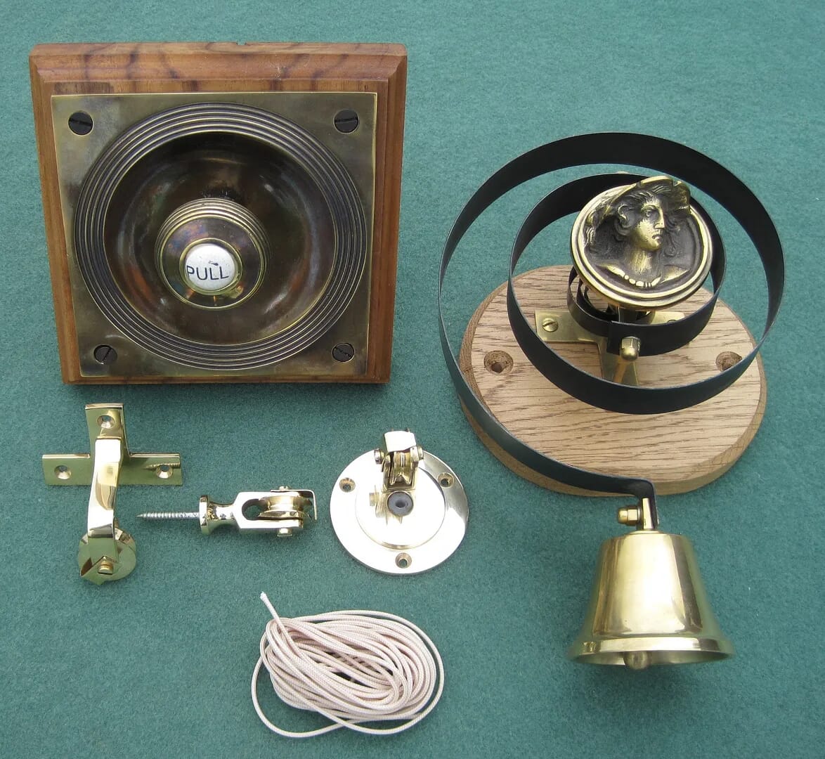 Solid Brass Claverley Bell Pull and Servants Bell with Lady - BPclbBPinbl