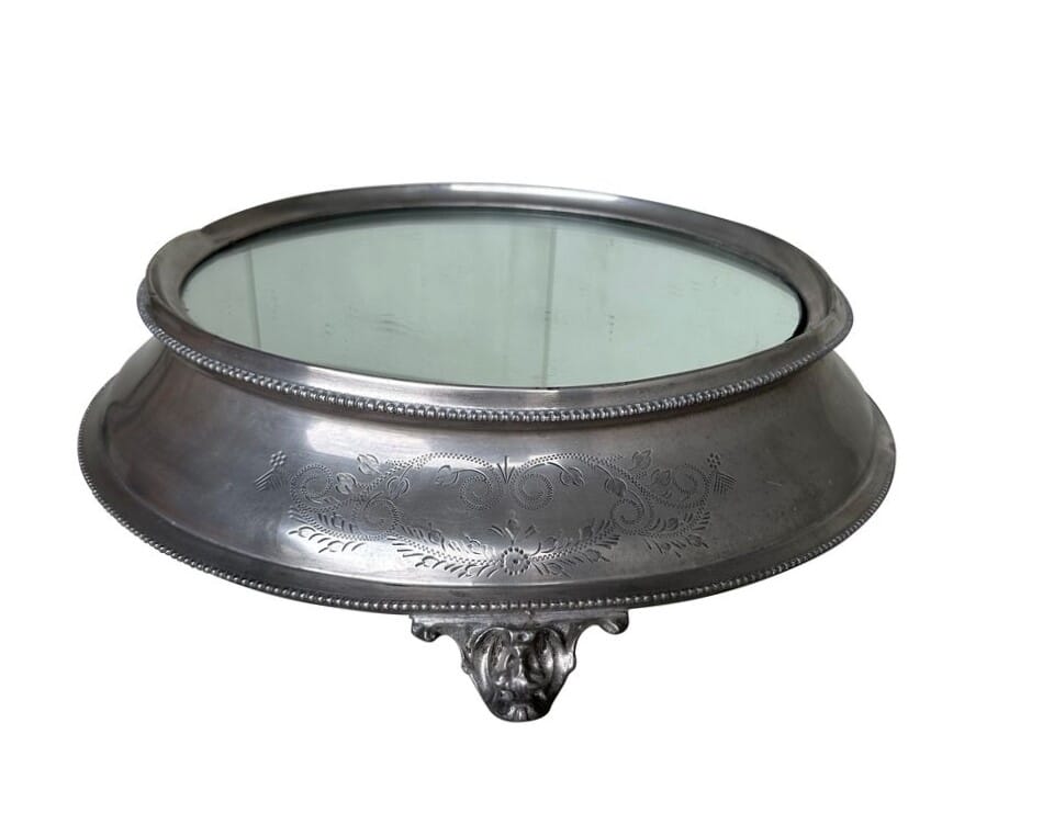 Round British Made Wedding Cake Stand With Box - 9868L