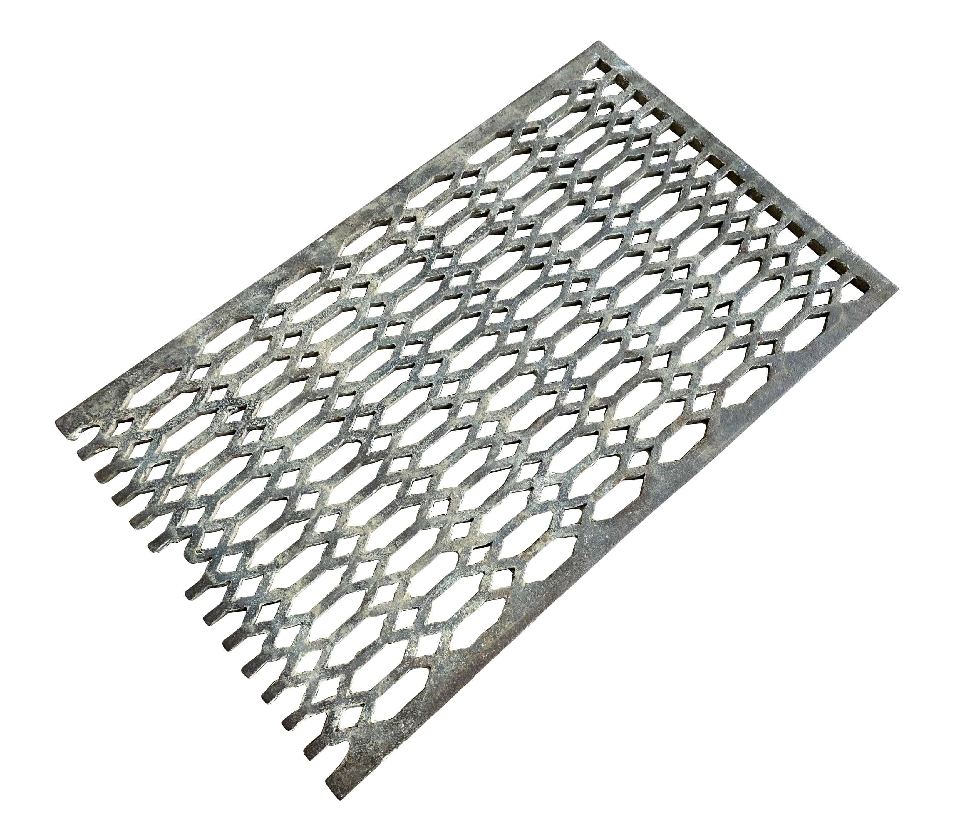 Ornate Victorian Cast Iron Floor Grille / Grid