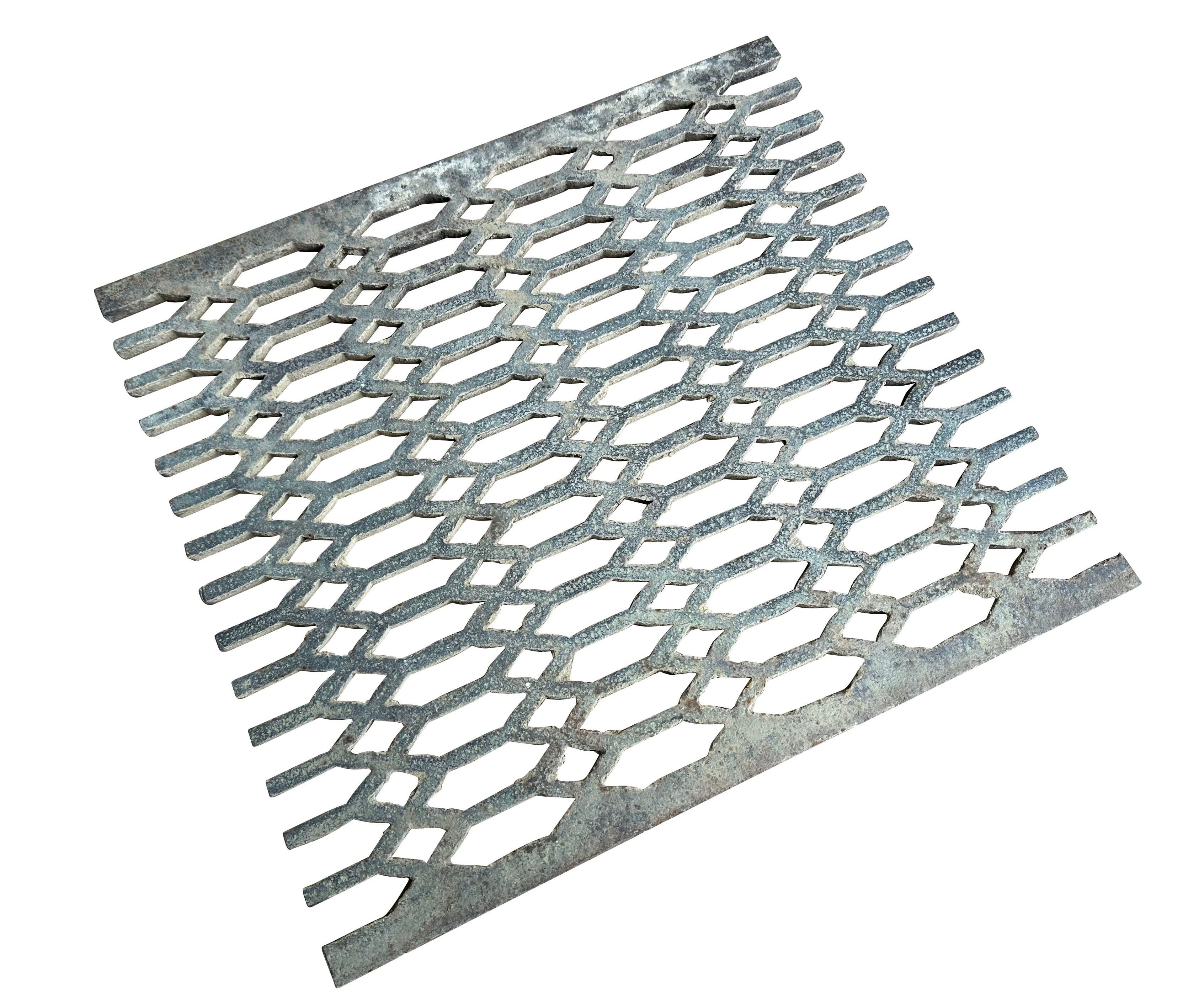 Salvaged Victorian Cast Iron Floor Grille / Grid - 10555E