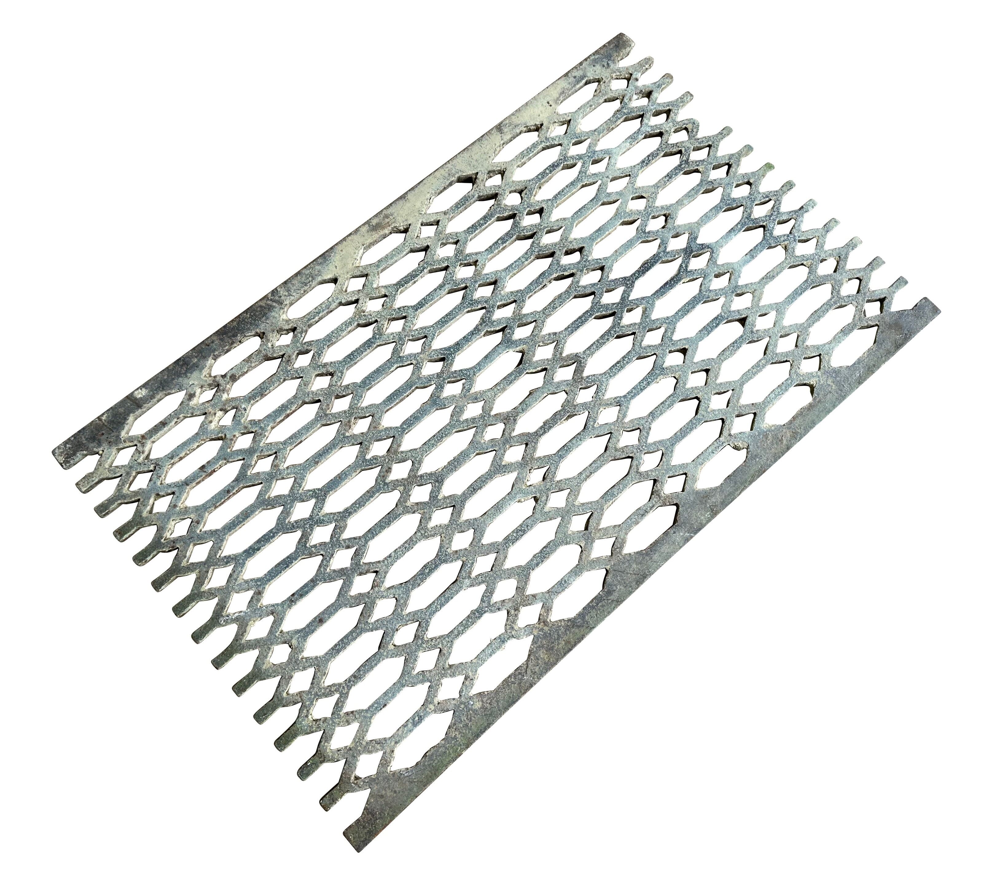Old Ornate Victorian Cast Iron Floor Grille / Grid - 10555G
