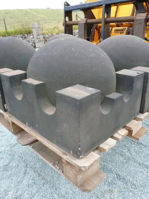 Pair of Reclaimed Antique Wall Pier Cappings - 2961