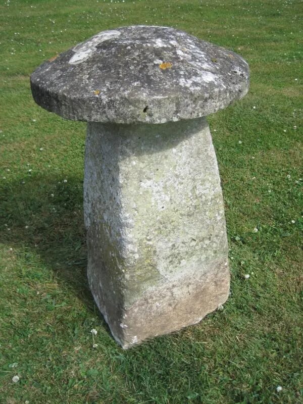 Antique Staddlestone Reclaimed from Hampshire - number 4821 - 4821