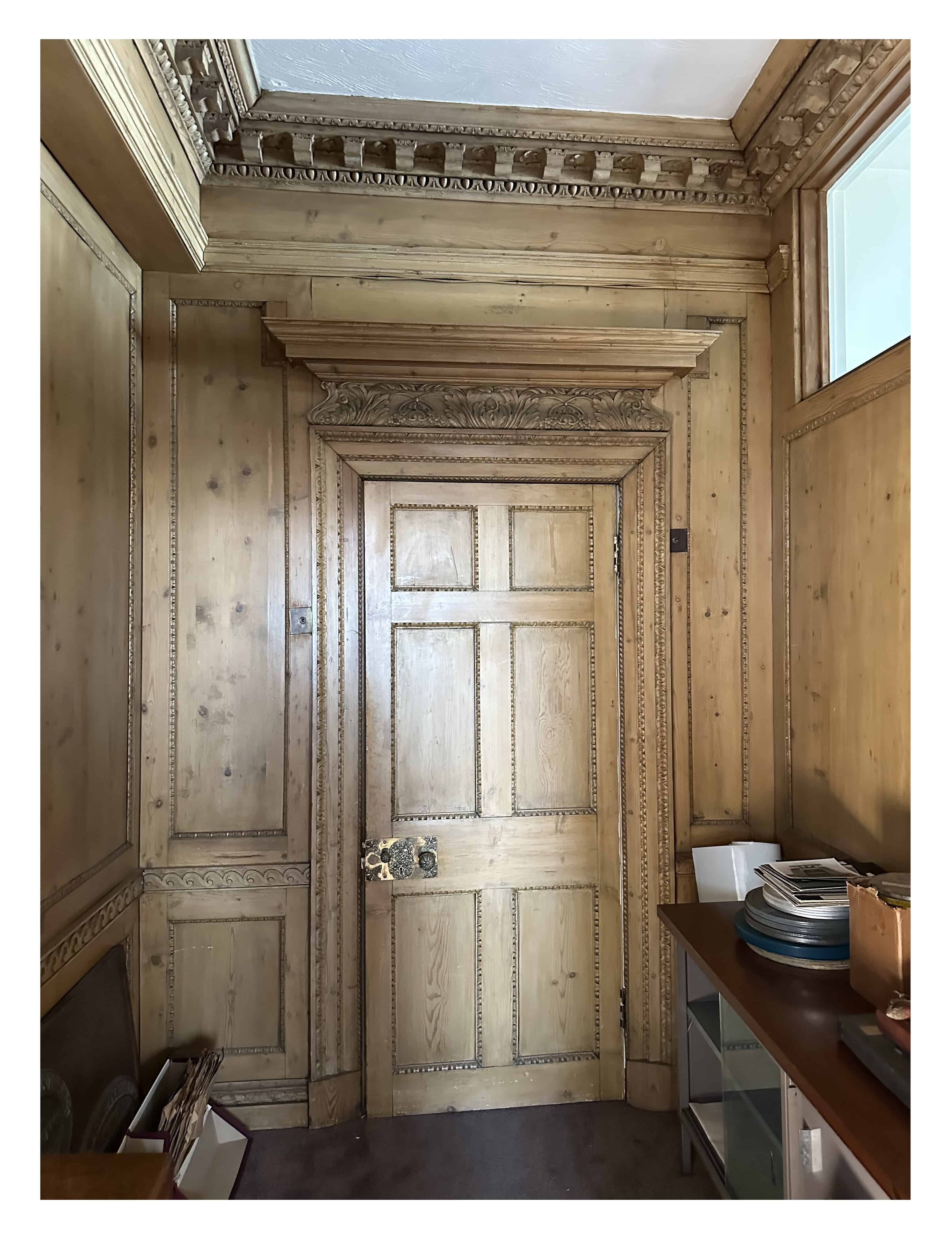 Reclaimed Solid Pine Decorative Wall Panelling