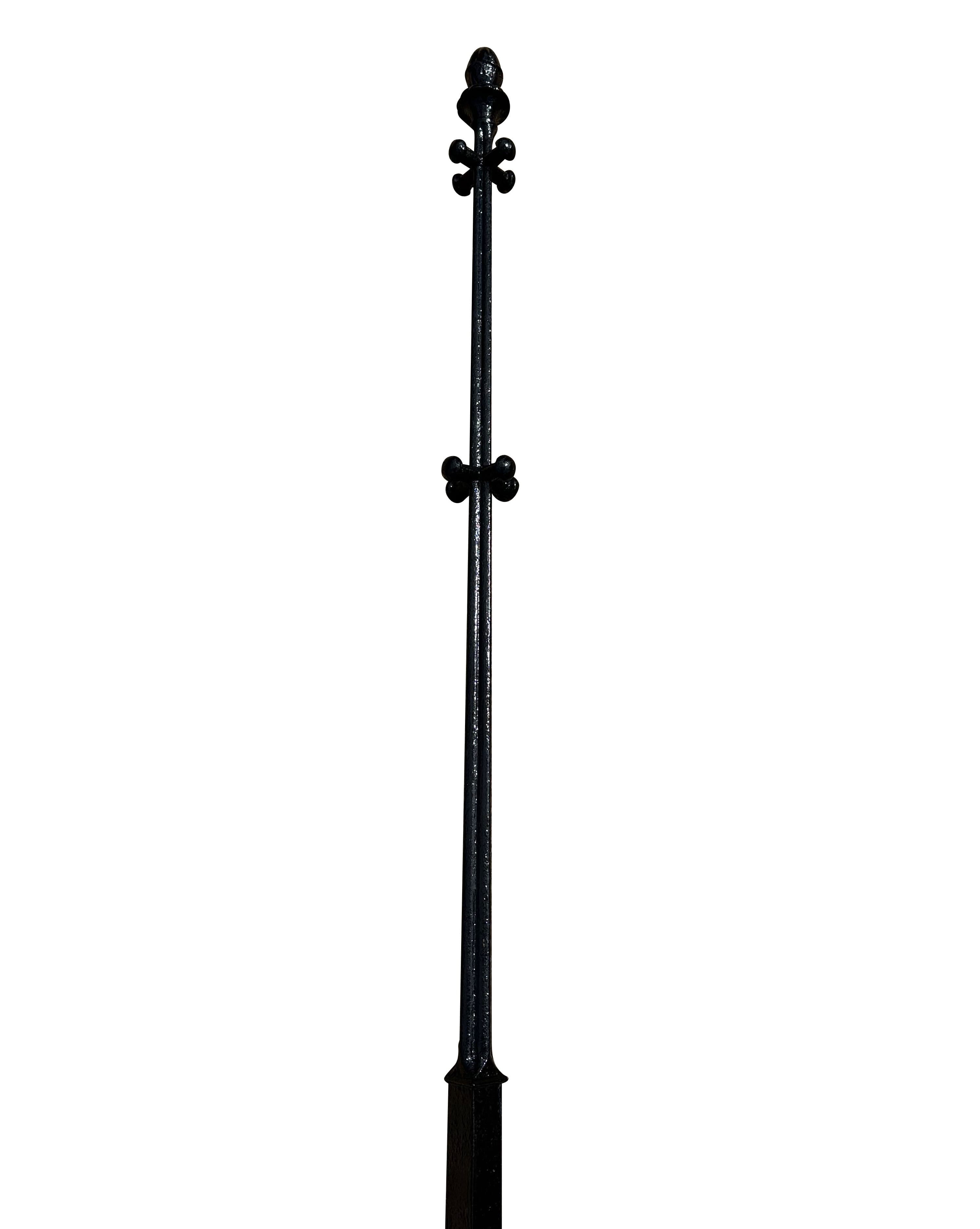 Victorian Outdoor Cast Iron Garden Washing Line Pole - 10822A