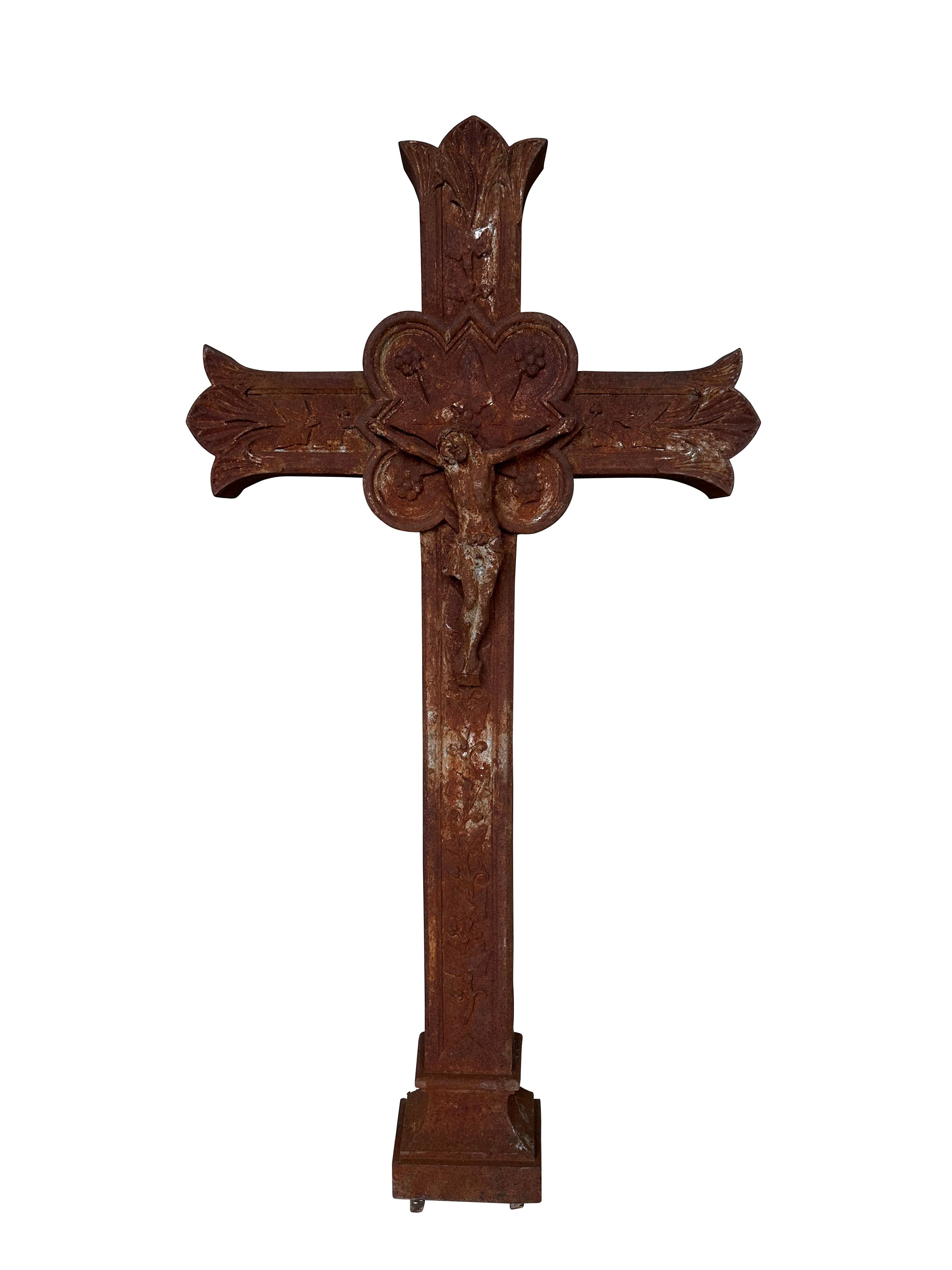 Antique Reclaimed Iron Garden Crucifix Cross - 10858