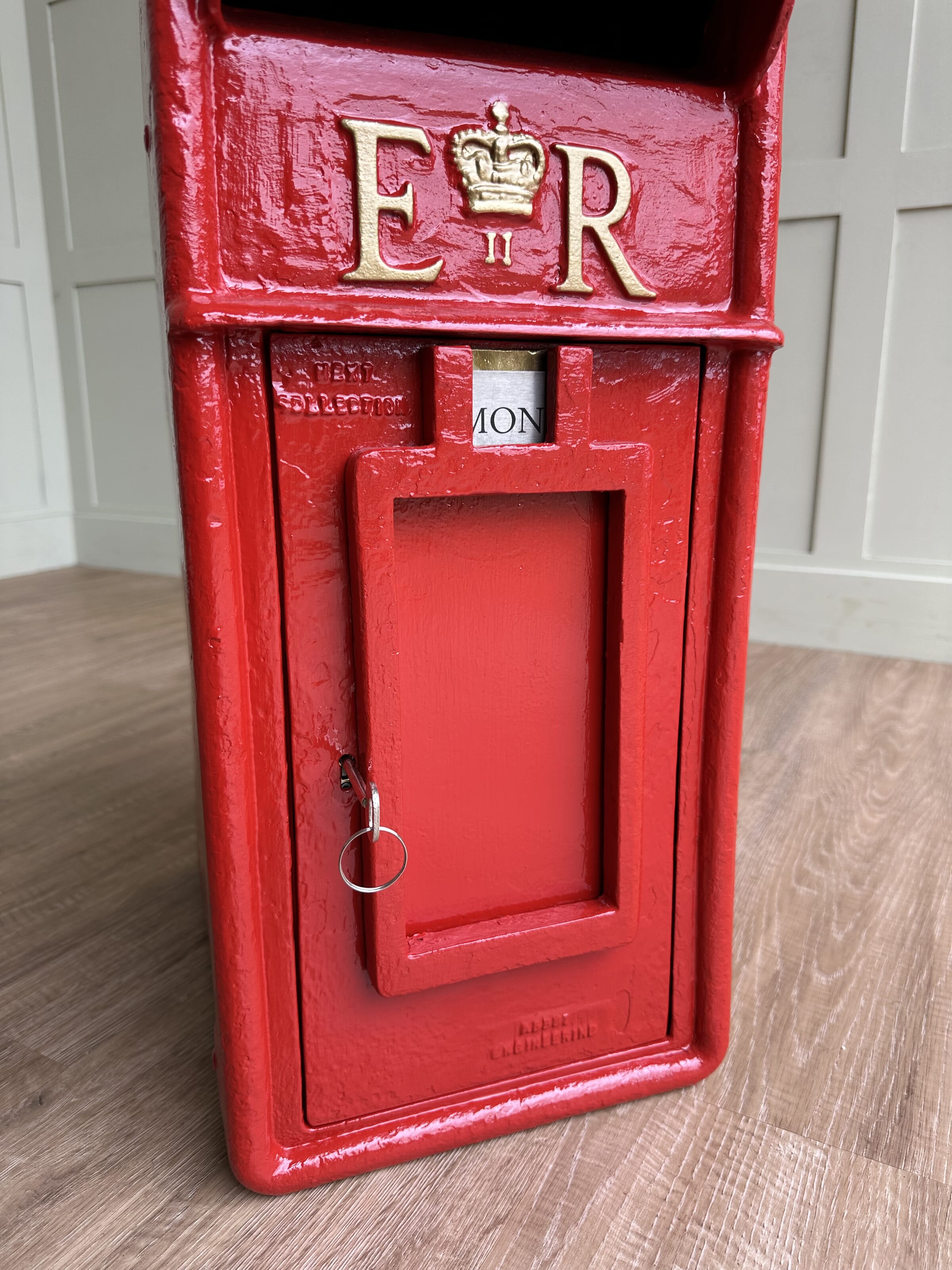 Original Post Office ER II Pole Mounted Post Box