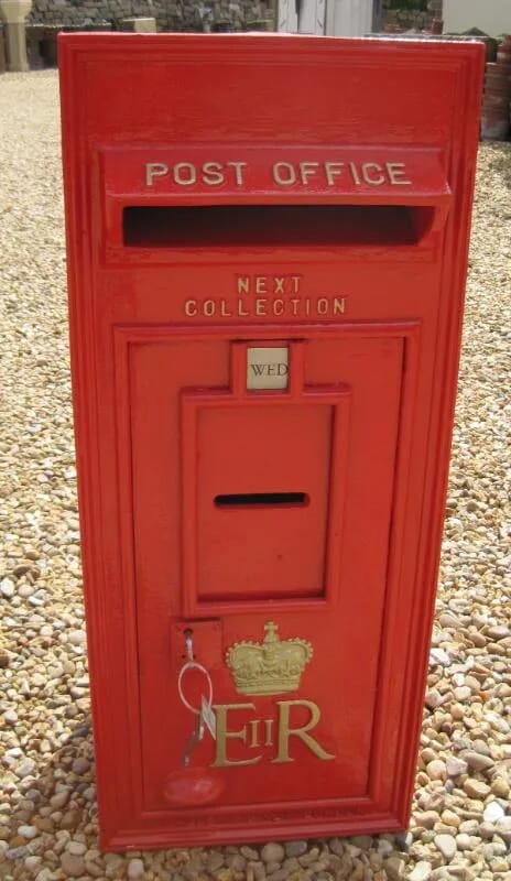 Reclaimed Original Red ERII Wall Mounted Post Box - 4418