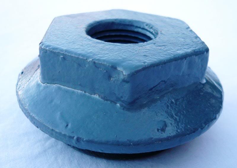 Carron Bush for Cast Iron Radiators -1/2" Left Hand Thread  - LD046