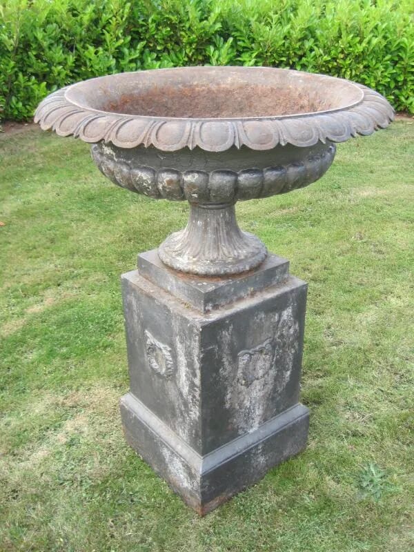 A Substantial Antique Victorian Cast Iron Tazza on a Plinth - 4959