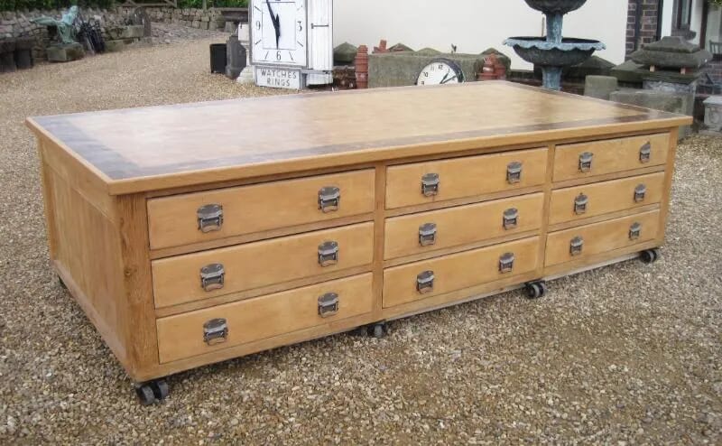 Substantial Butchers Block - Country Kitchen Central Island - 5032