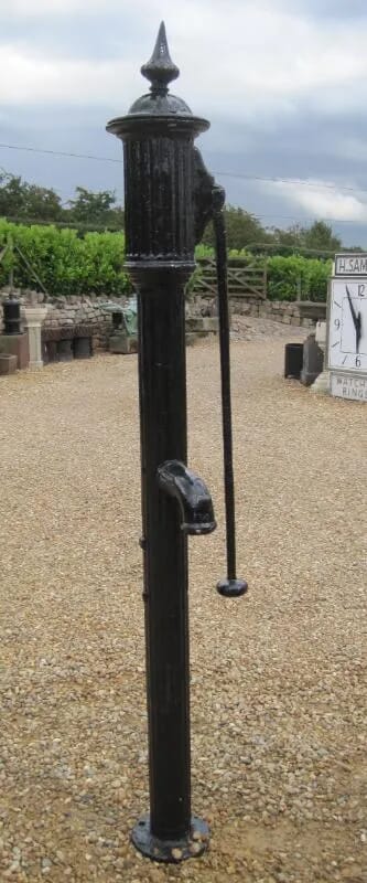 Original Victorian Antique Cast Iron Water Pump - 5017