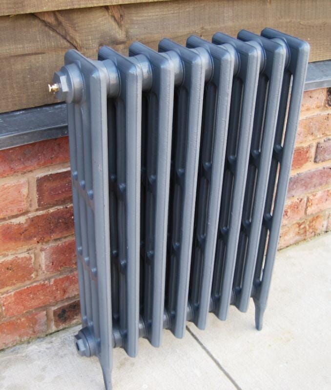 Cast Iron Victorian 4 Column Radiator - 760mm Tall x 622mm Long - Vic760/8pf