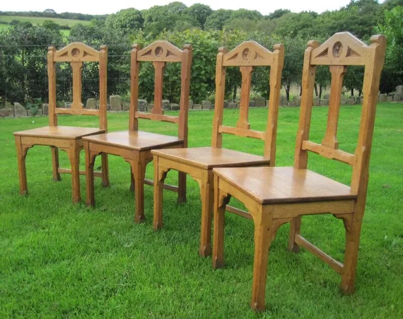 Set of 4 Worcester Cathedral Antique Gothic Light Oak Chairs - 4720
